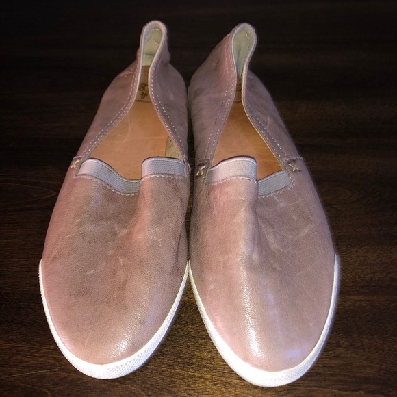 Frye Melanie Slip On Size 6.5 and 7 Grey Shoes - Picture 9 of 16